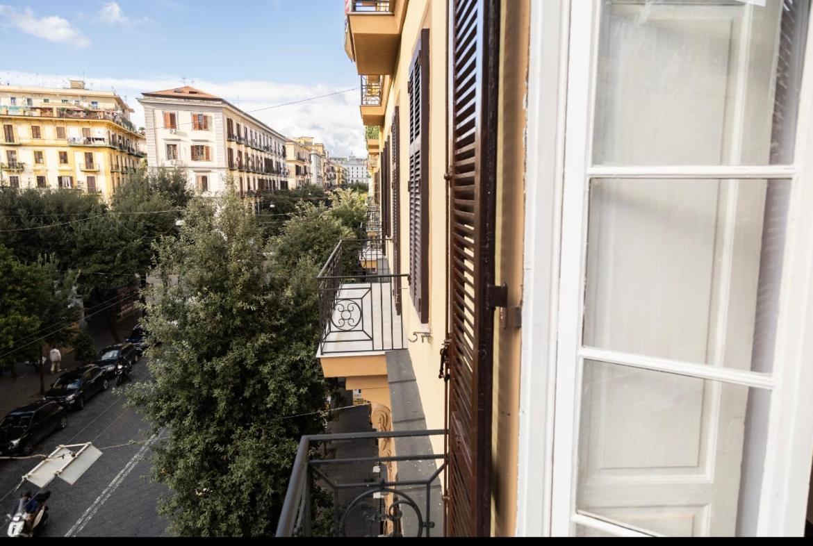 Encanto Napoli Bagian luar foto