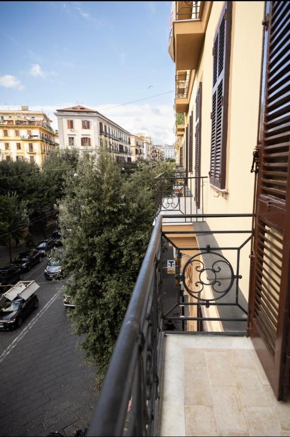 Encanto Napoli Bagian luar foto